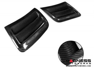 Mercedes-Benz W204 C63 AMG Side Fenders - Carbon Fiber Mercedes-Benz W204 C63 AMG Side Fenders - Carbon Fiber